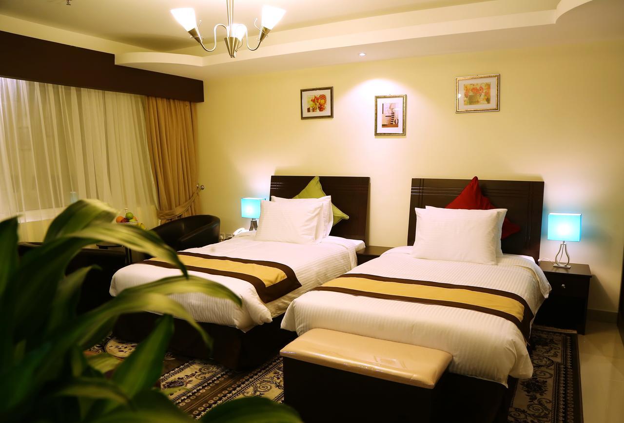 Travellers Hotel Apartment Dubai Ngoại thất bức ảnh